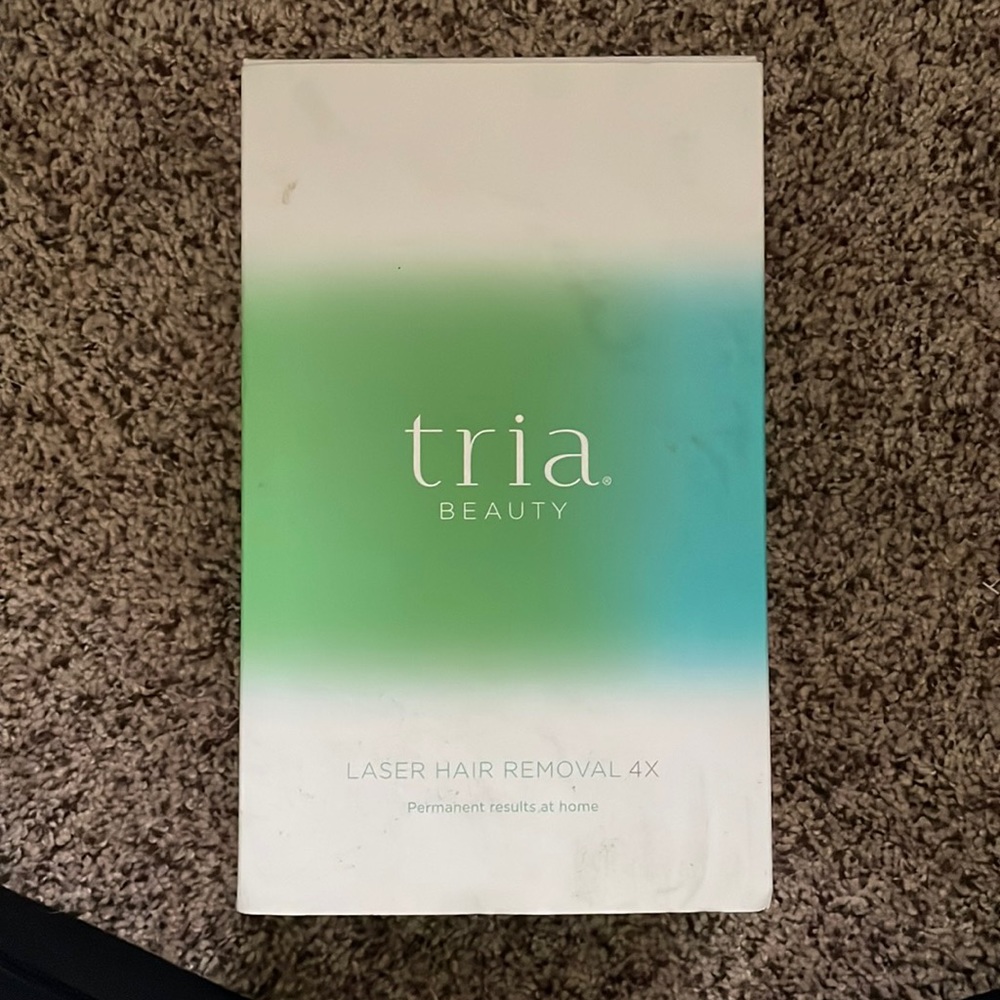 NIB Tria Beauty Laser Hair Removal with gels and chargers included